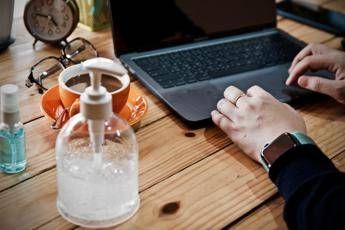 Più flessibilità e diversa gestione Hr, così pandemia cambia il lavoro Più flessibilità e diversa gestione Hr, così pandemia cambia il lavoro